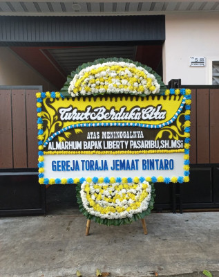 Papan Bunga Duka di Bulang Lintang