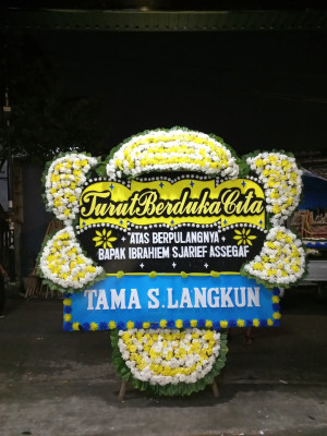 Papan Bunga Duka di Bulang Lintang